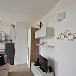 Cozy Flat In Famagosta Area Near Unipol Forum Di Assago