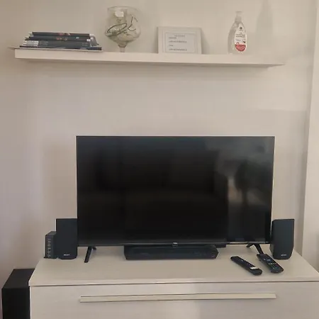 Cozy Flat In Famagosta Area Near The Unipol Forum Di Assago Lejlighed Milano